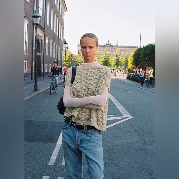 ZARA OPENWORK KNIT CAPE - Picture 6 of 11